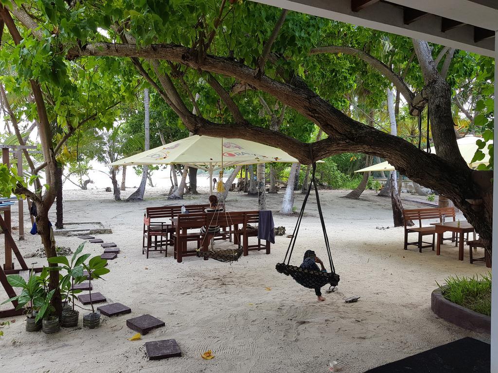 Surf Deck Hotell Thulusdhoo Exteriör bild