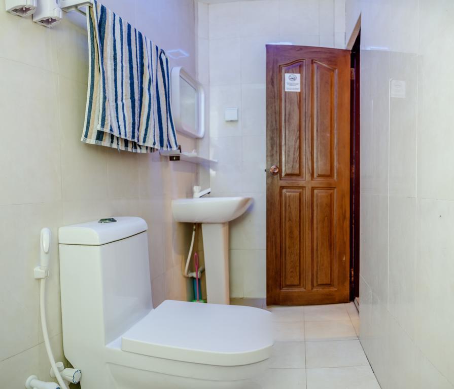 Surf Deck Hotell Thulusdhoo Exteriör bild